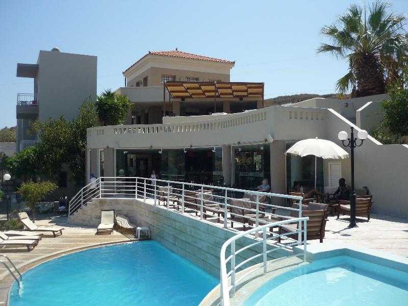 אגיה פלגיה קיתירה Pelagia Bay Hotel מראה חיצוני תמונה
